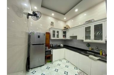 Bán nhà Khương Trung 35m2 4 tầng 2.4 tỉ ở luôn (Nội thất tuyệt đẹp nhượng cho chủ mới)